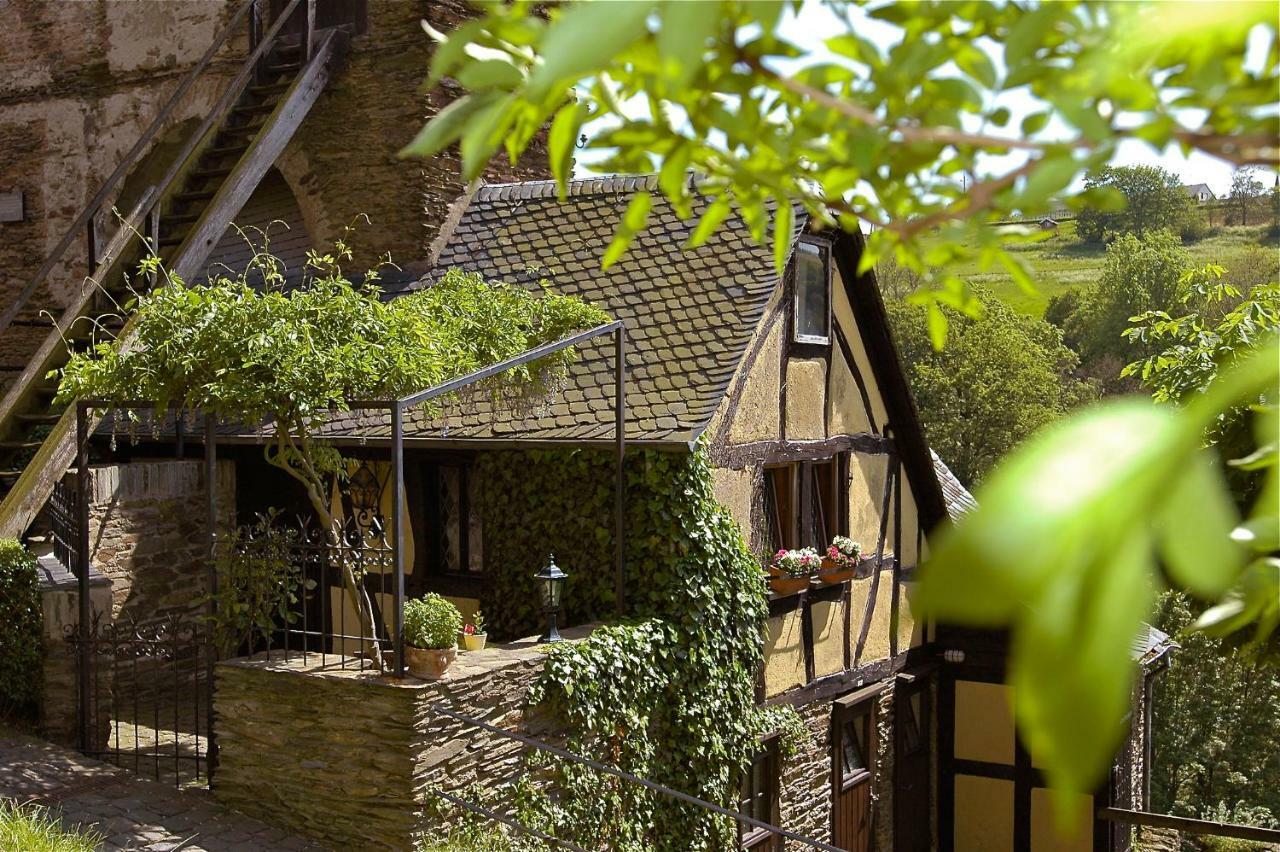 Burghotel Auf Schoenburg Oberwesel Exterior photo