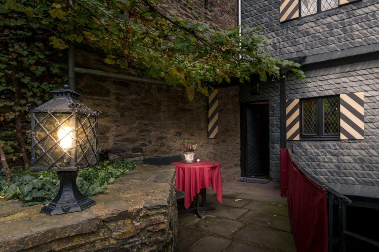 Burghotel Auf Schoenburg Oberwesel Exterior photo