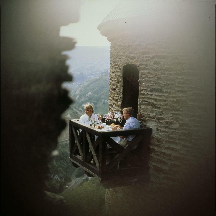 Burghotel Auf Schoenburg Oberwesel Exterior photo